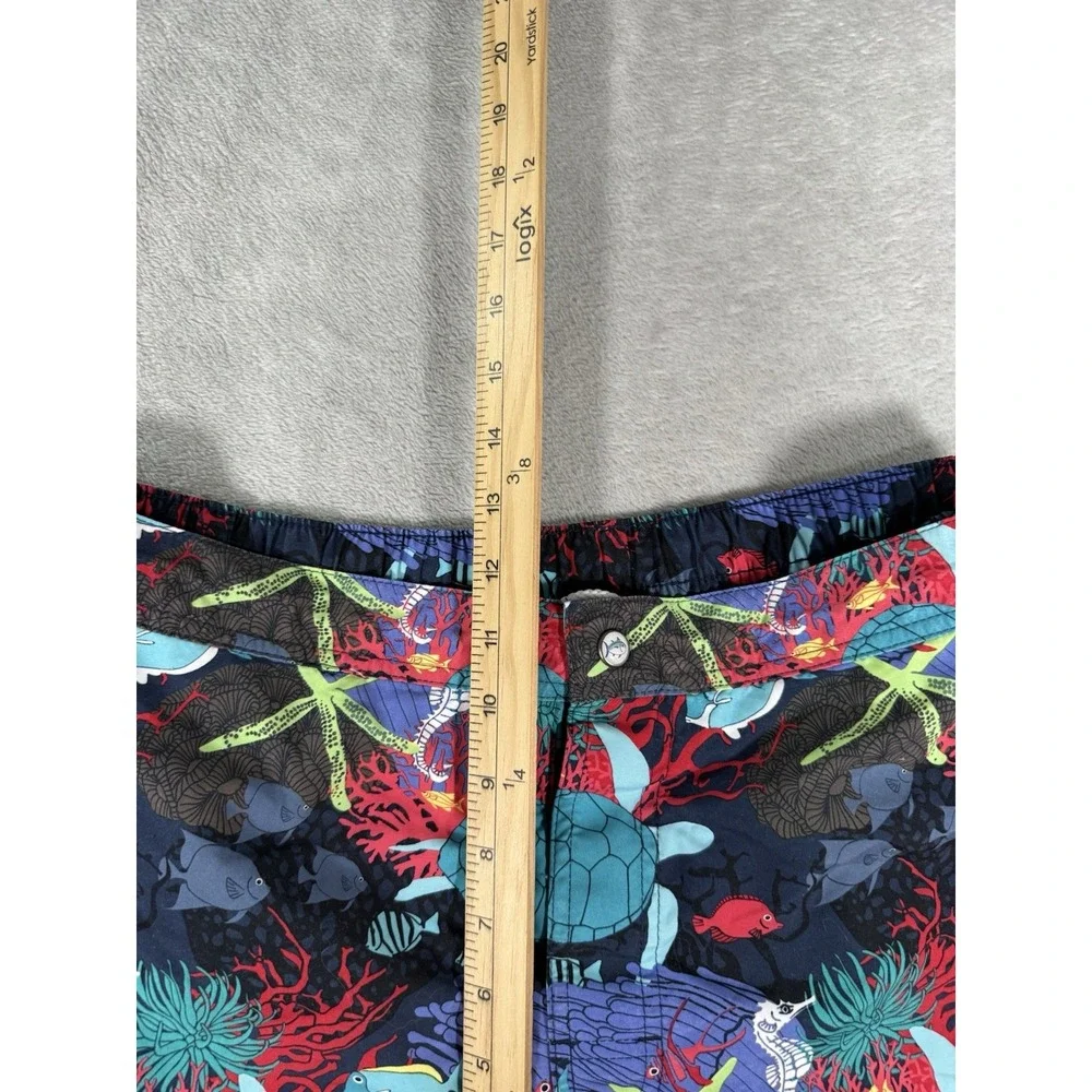 Southern Tide Water Shorts Mens Medium Colorful Skipjack Sea Turtle Swim Trunks